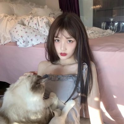 捡个小福宝，全城争当女儿奴